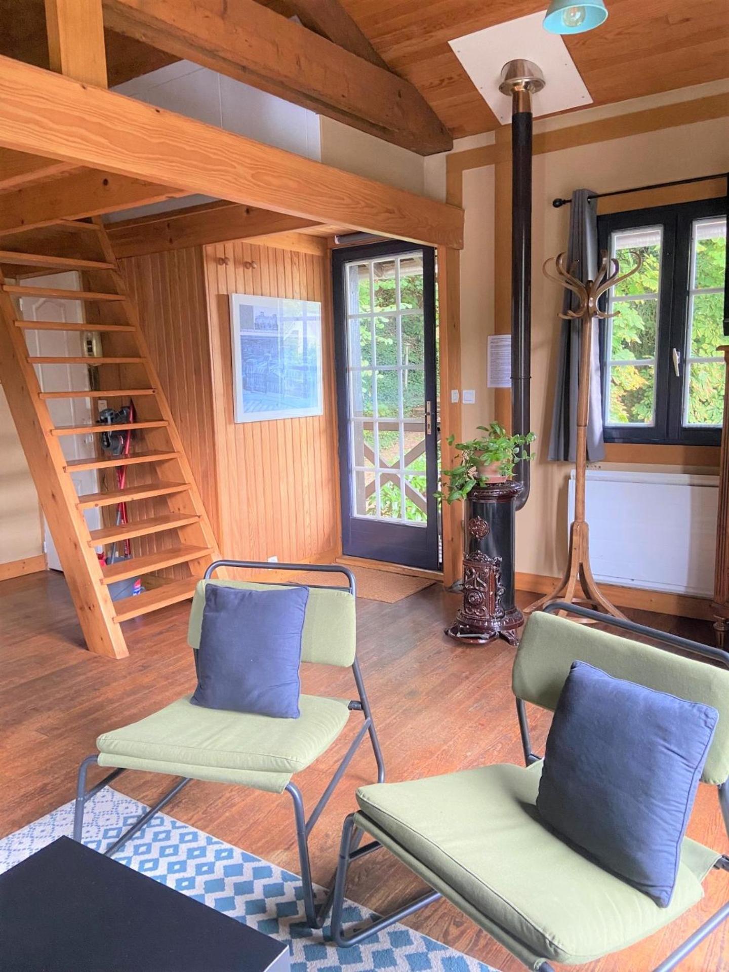 Le Chalet Bucolique Au Bord De L'Eau Olivet  Dış mekan fotoğraf