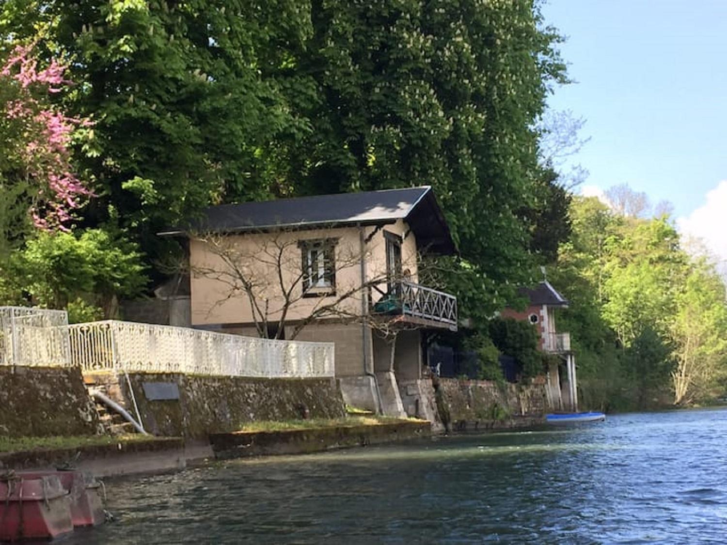 Le Chalet Bucolique Au Bord De L'Eau Olivet  Dış mekan fotoğraf